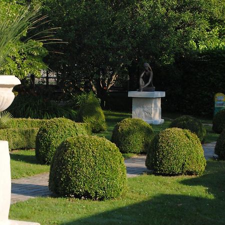 Les Insolites Du Grand Logis Marchais  外观 照片