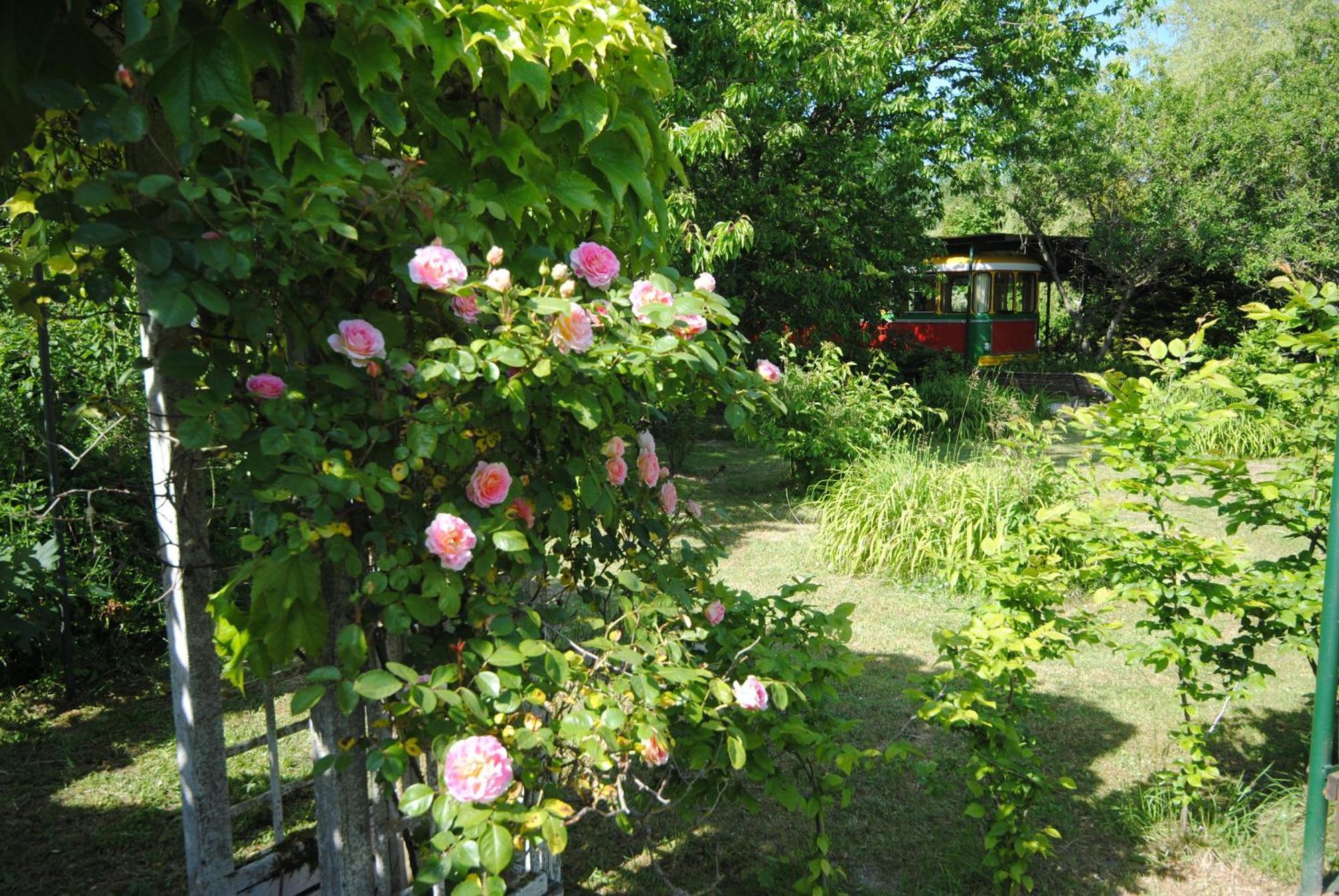 Les Insolites Du Grand Logis Marchais  外观 照片
